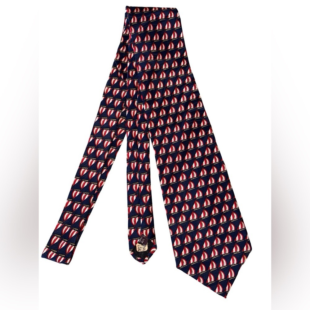 Silk Museum Artifacts Men’s Tie Navy Red Sailboat Print Nautical NWT